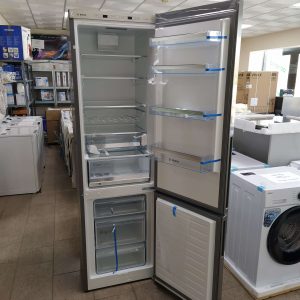 Bosch KGE-39AICA- Szépséghibás kombinált hűtőszekrény (365)